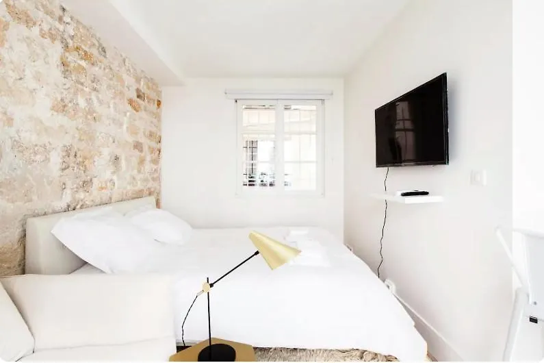 Apartment Cmg Saint Paul / Rivoli V Paris